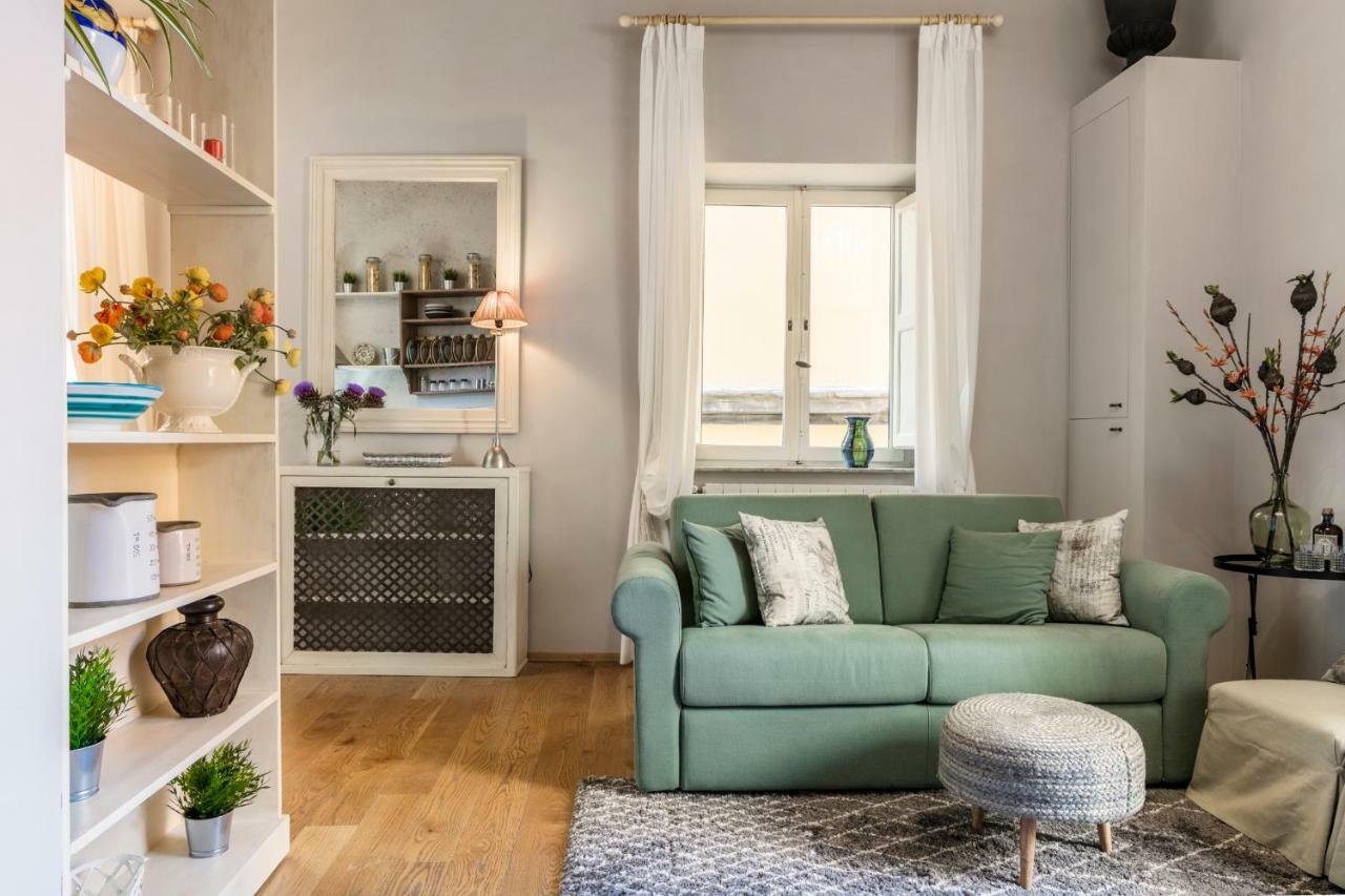 לוקה Stence Apartment מראה חיצוני תמונה